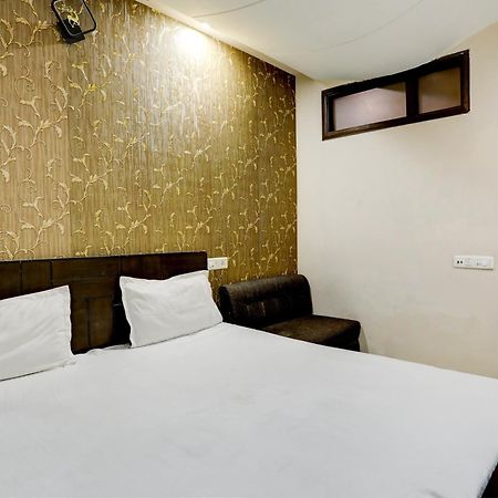 Hotel O Hcn Лудхиана Экстерьер фото