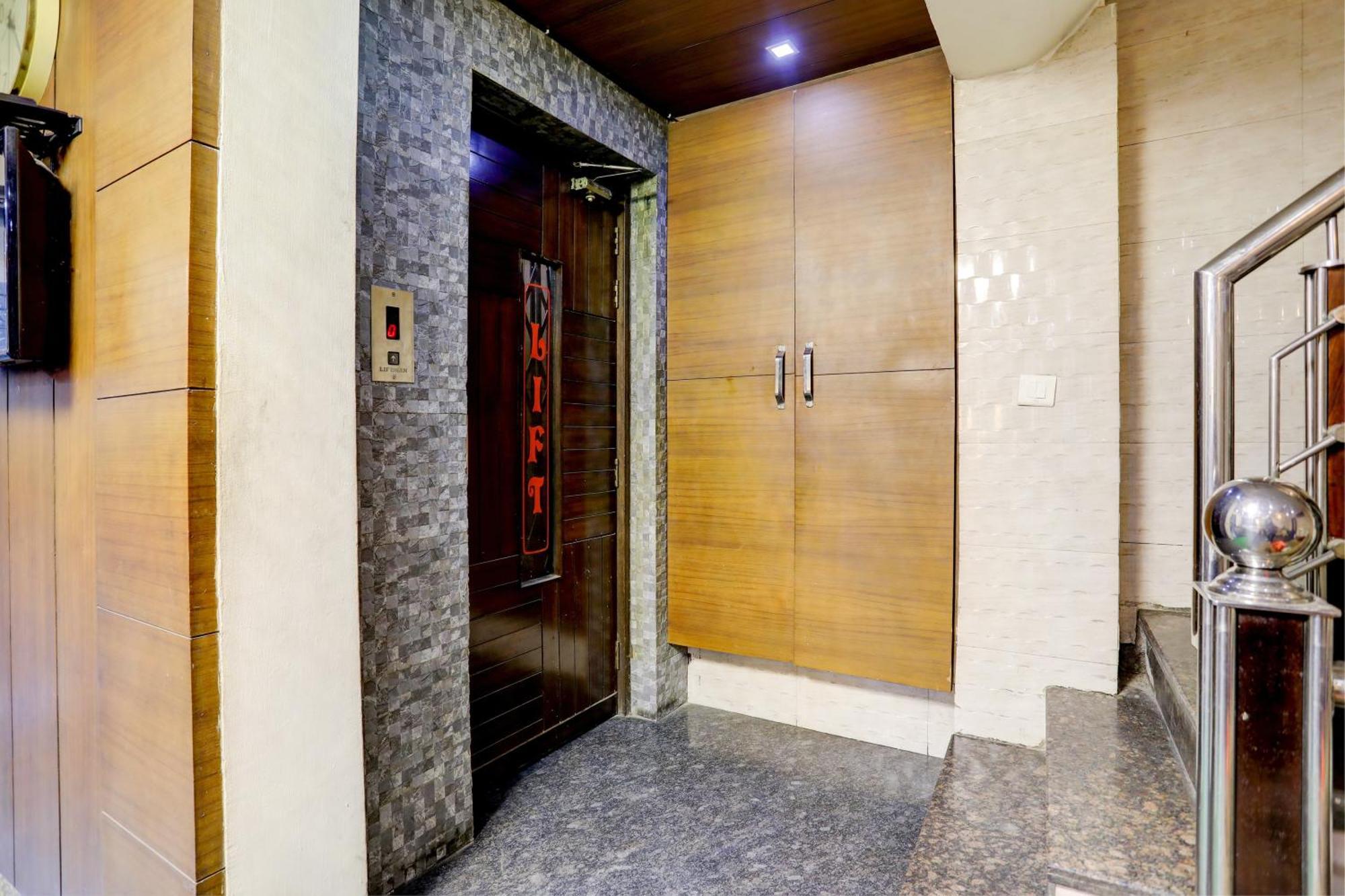 Hotel O Hcn Лудхиана Экстерьер фото