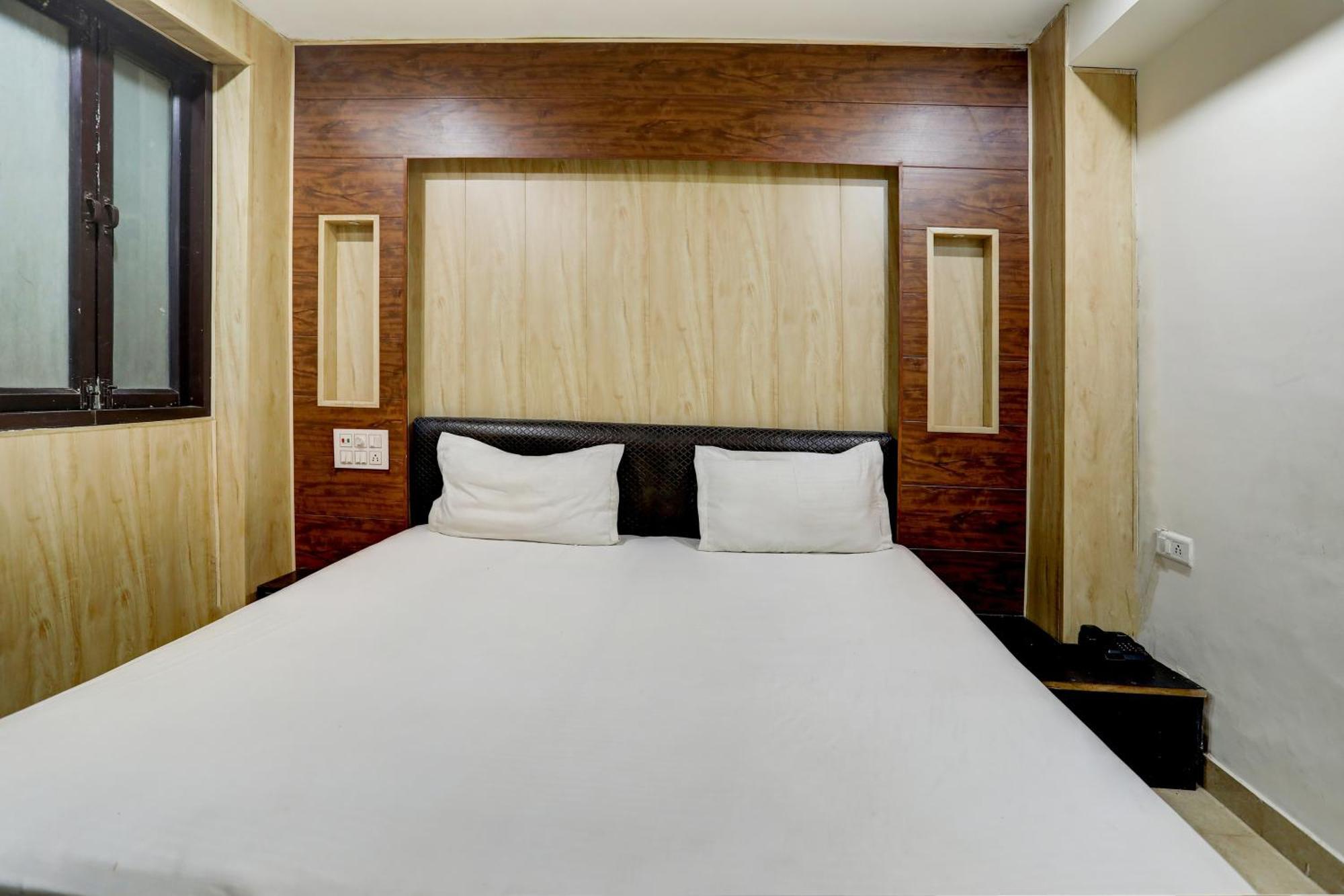 Hotel O Hcn Лудхиана Экстерьер фото